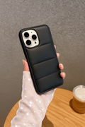 Aufpolsterte Handyhülle für iPhone 11-16